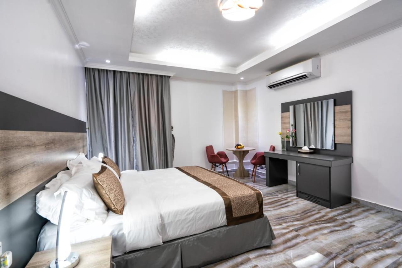 Al Amerat Hotel Al Amarat Екстериор снимка
