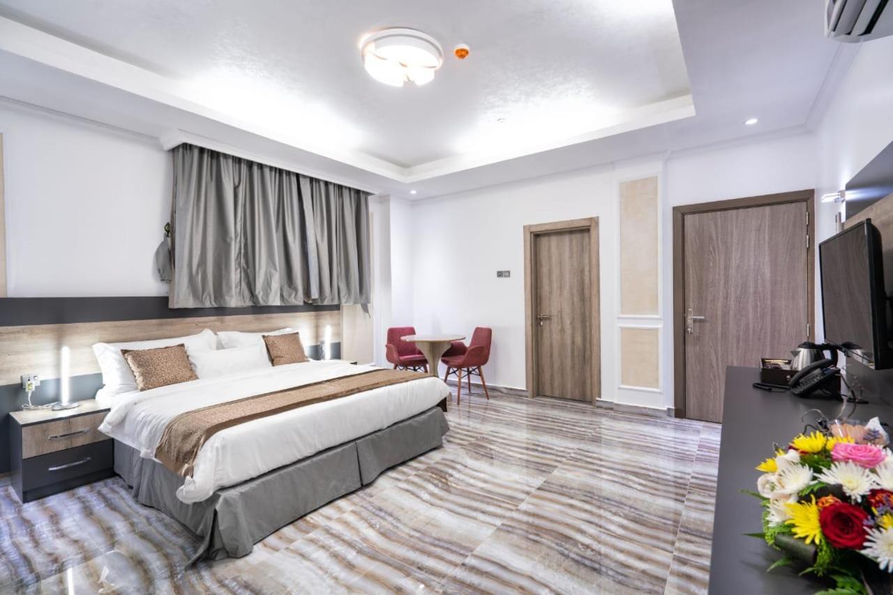 Al Amerat Hotel Al Amarat Екстериор снимка