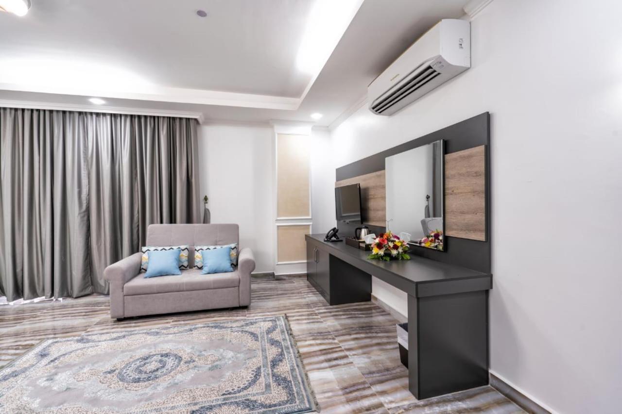 Al Amerat Hotel Al Amarat Екстериор снимка